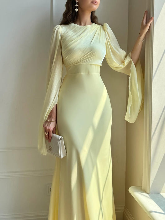 Abendkleid aus japanischer Seide in buttergelb